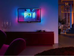 Philips-32PFL8404-ambilight-lifestyle